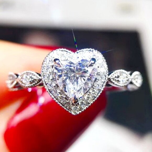 😍Sweet Pure Heart CZ Fashion Shiny Diamonds Silver Plated Heart Ring, K888 - Picture 1 of 9